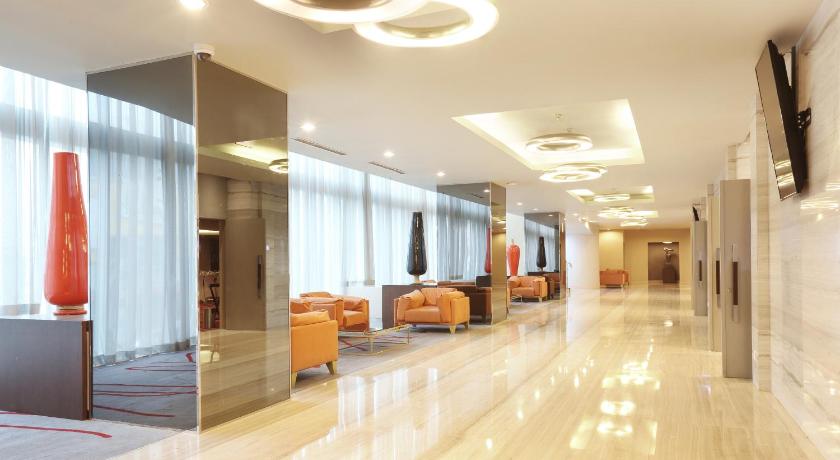 Novotel Jakarta Gajah Mada Hotel
