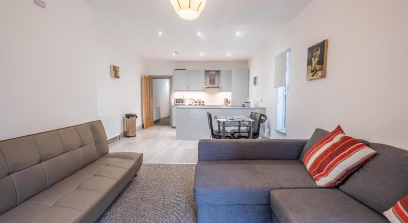 Portrush Marine Apartments flat 3