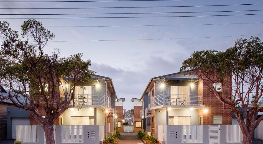 Everton Apartments