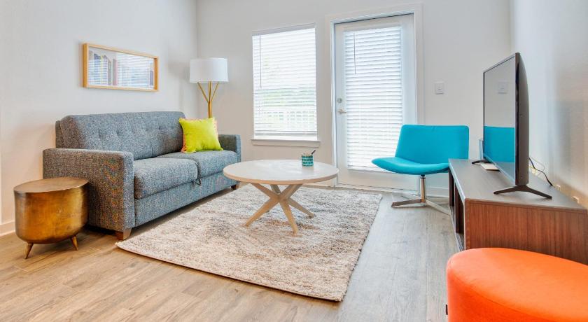 Luxe One Bedroom Apartment with Balcony