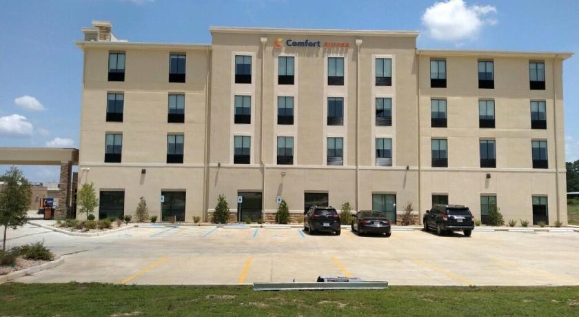 Comfort Suites West Monroe near Ike Hamilton Expo Center