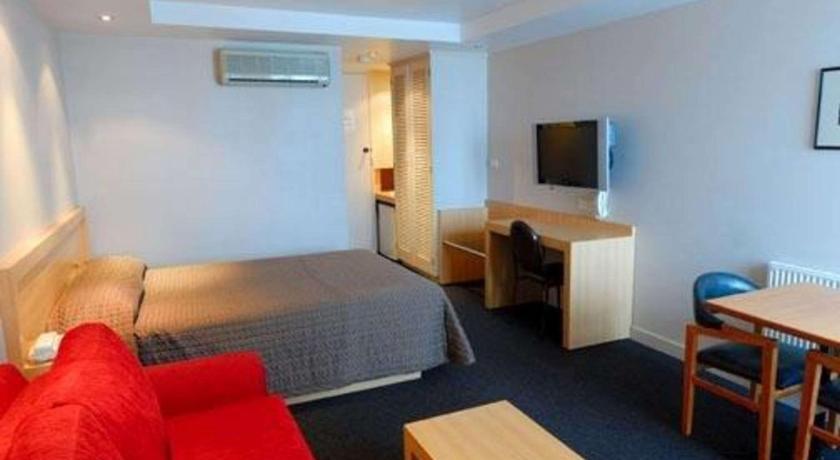 Richmond Henty Hotel