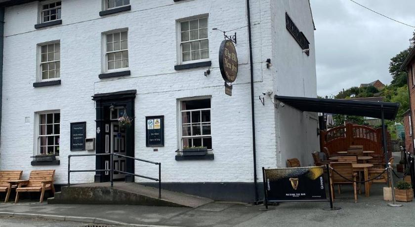 Old New Inn, Llanfyllin
