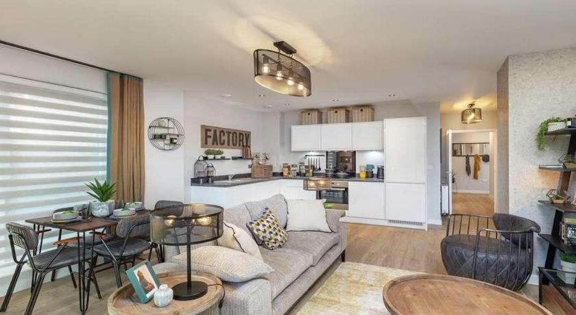 Newly Built Luxury 2 Bed Apartment!!!