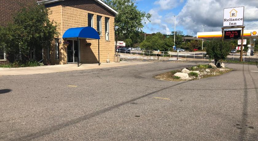 Reliance Inn