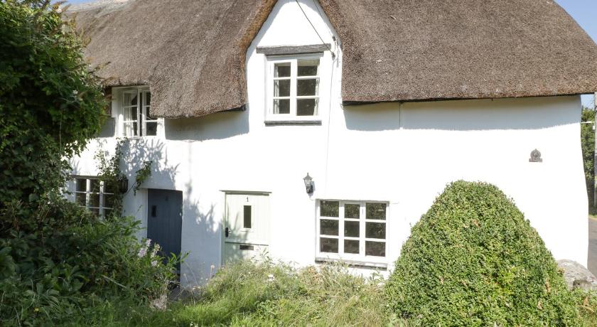 1 Old Thatch