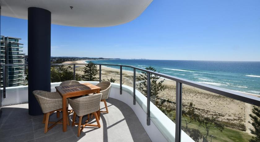 X Kirra Apartments