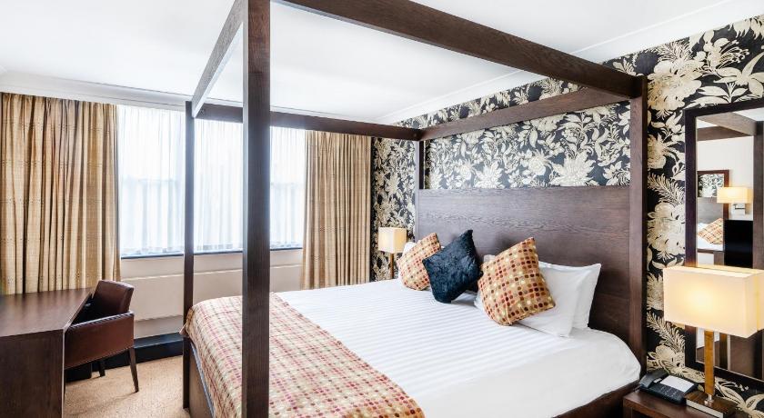 Mercure Maidstone Great Danes Hotel