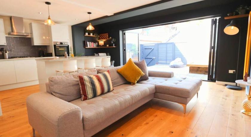 Hotwells Modern Mews