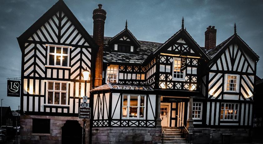 Lion & Swan Hotel