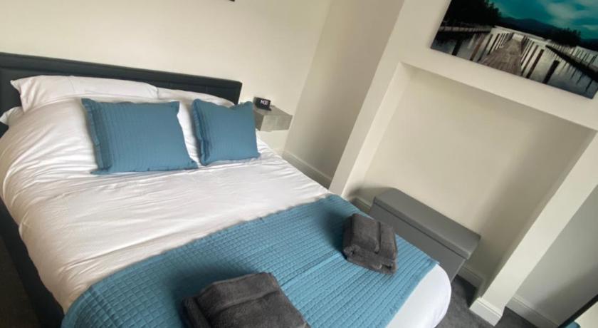 Lovely 1-bedroom apartment with garden and parking