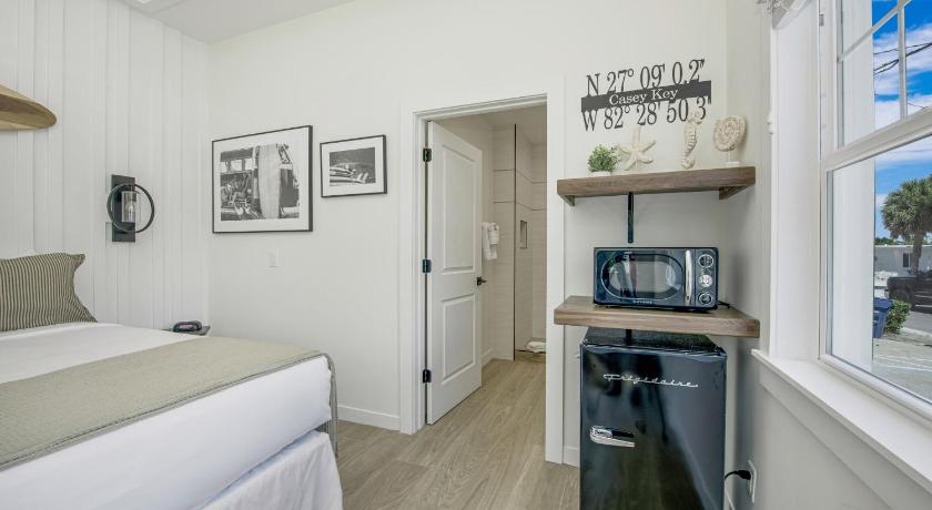 Casey Key Resorts - Beachfront