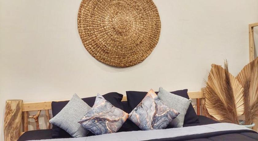 Summerfield Homestay and Cafe