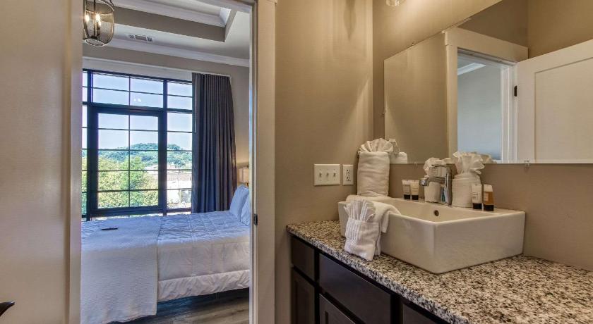 New Hotel Collection Smoky Mountains