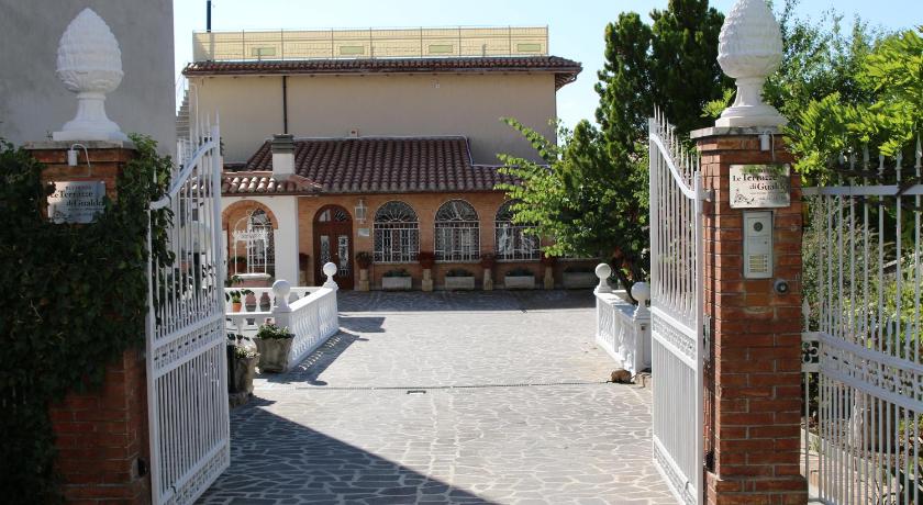 Residenza Le Terrazze di Gualdo Rent Rooms