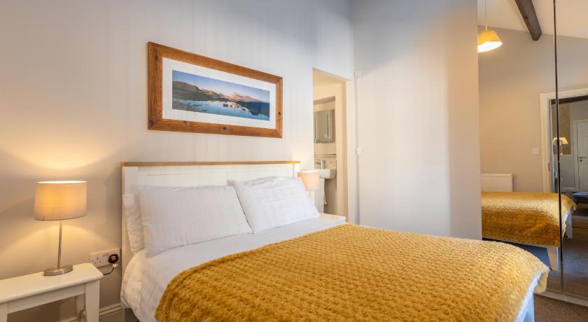Brampton Holiday Homes - The Mews Apartment