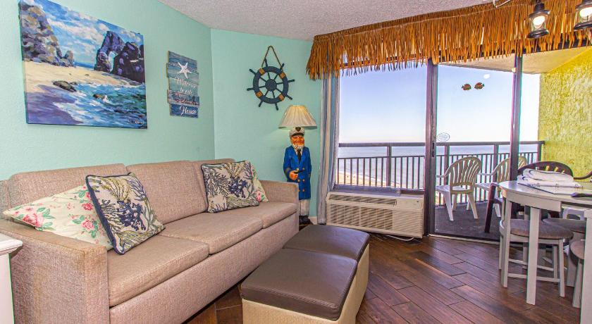 Ocean View King Suite Monterey Bay 1411 Sleeps 7 Guests