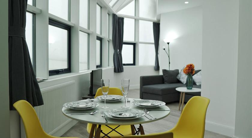 Sapphire House Apartments
