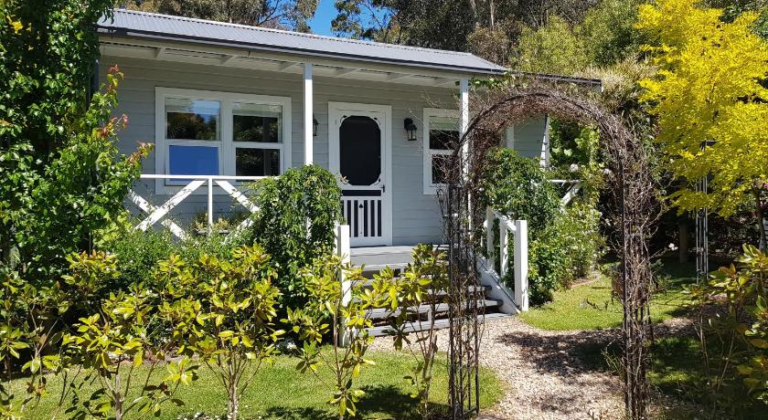 Candlebark Cottage