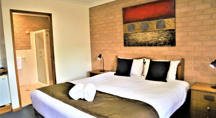MAS Country Aalana Motor Inn