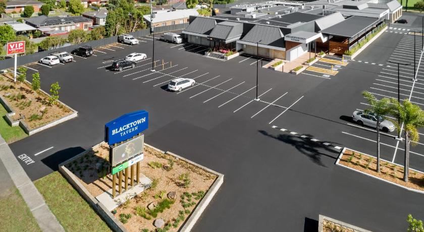 Blacktown Tavern