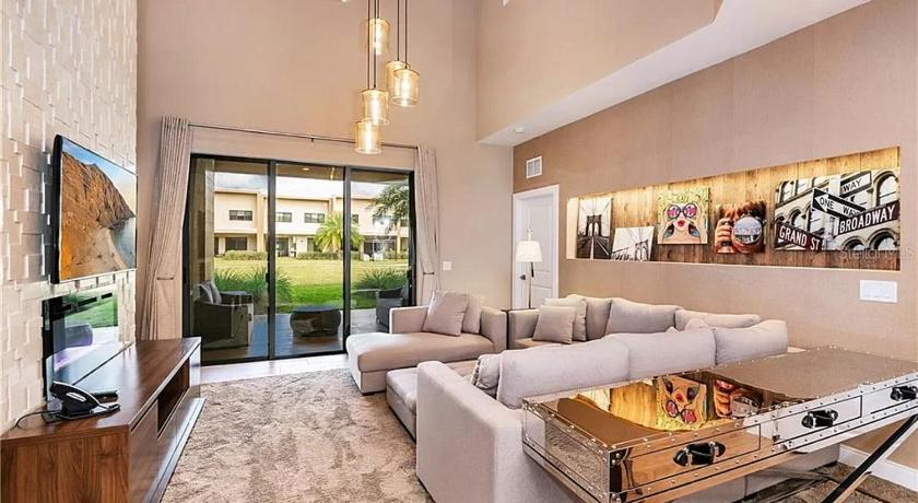 Magic Village 4 Bedroom! Welcome Home!