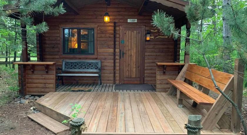 Honeybear Hideaway Cabin