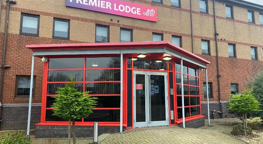 Premier Lodge