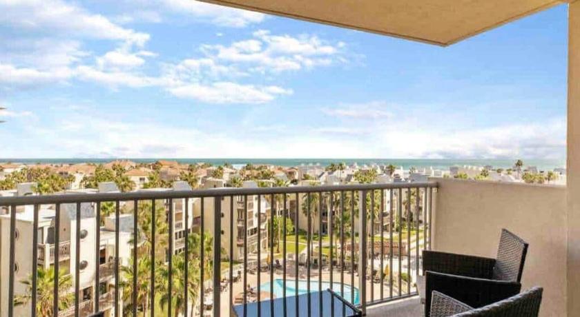 Bahia Mar Solare Tower 6th floor Oceanview Condo 3bd 3ba w Pools