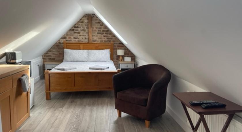 The Attic Suite Selsey