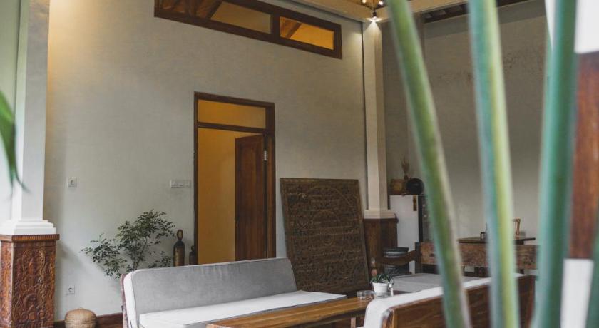 Adara Homestay
