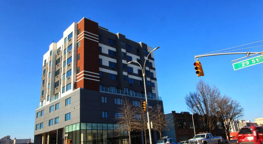 Liberty View Brooklyn Hotel