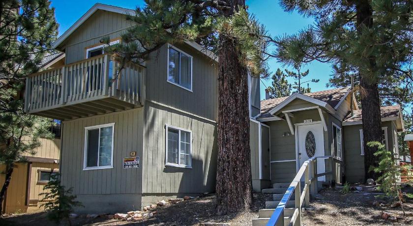 Life of Riley-1608 by Big Bear Vacations