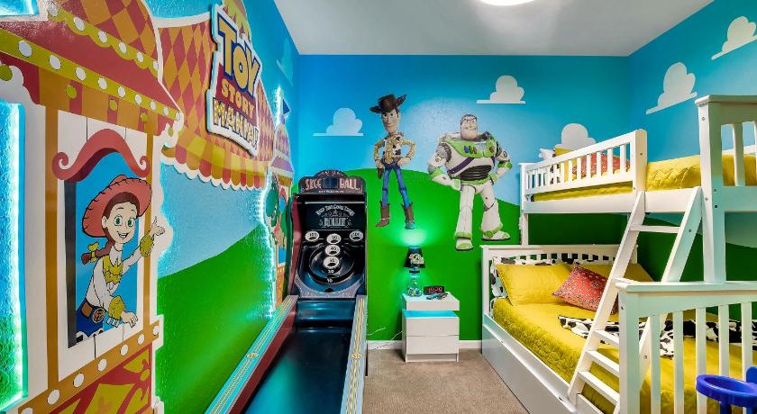 Magical Adventure Condo w Waterpark near Disney No Resort Fees