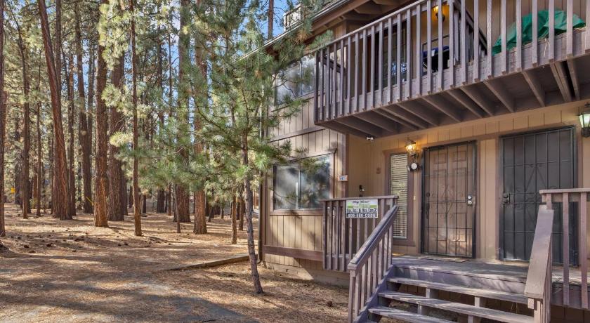 Ski Time Getaway-1848 by Big Bear Vacations