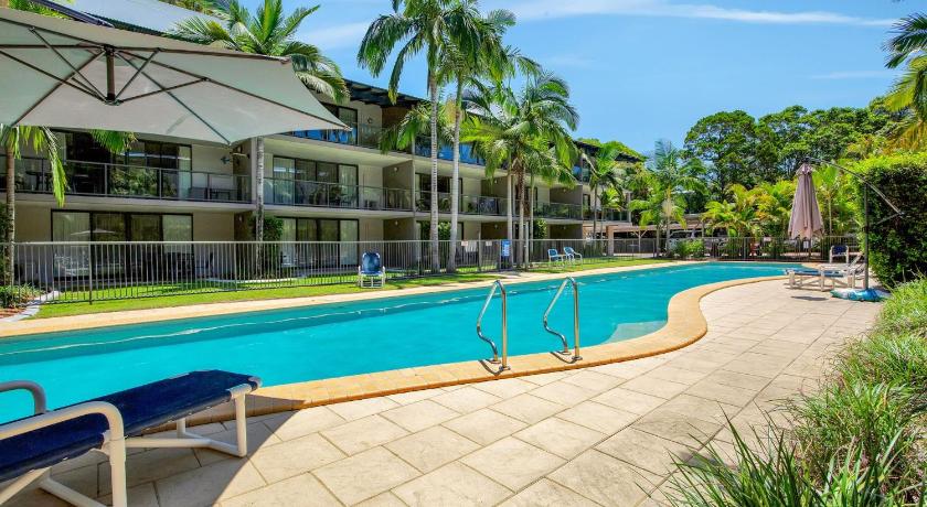 Baden 70 - Rainbow Shores, Ground Floor, Air Con, Overlooking lap pool