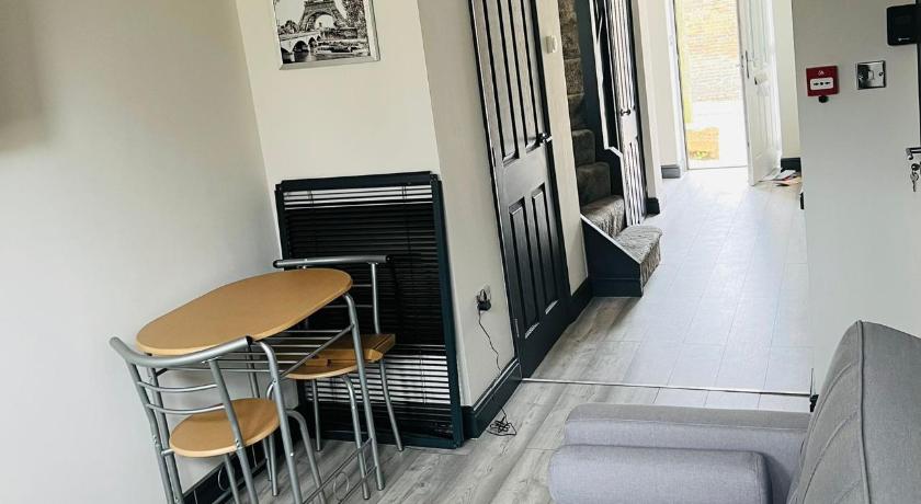 Wadhurst - Stunning 4 bed (all en-suite) house