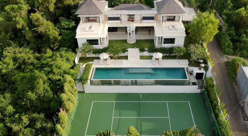 Tennis Villa Uluwatu - BEAUTIFUL VIEWS - Close to Savaya