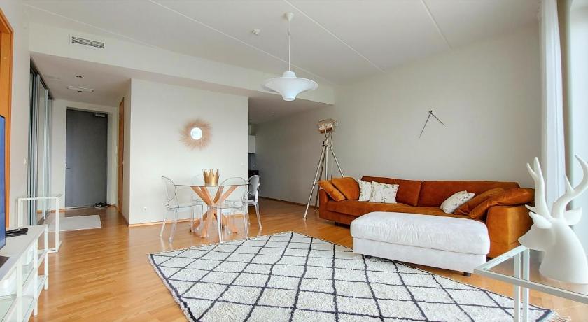 Seedri Breakwater Residence