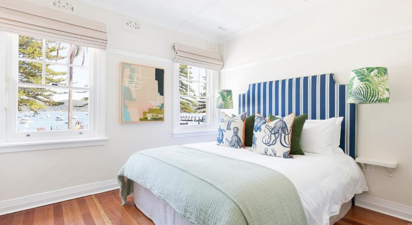Barrenjoey House
