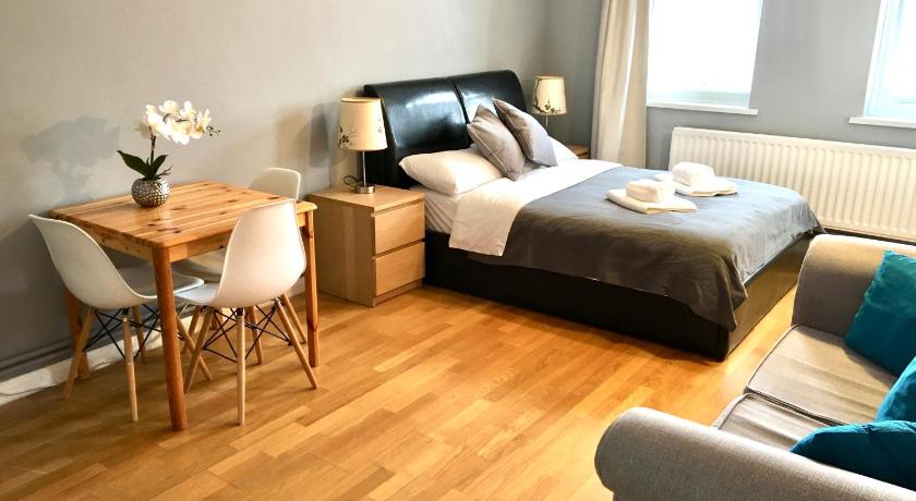 Lovely Studio Room in the heart of Kingston upon Thames
