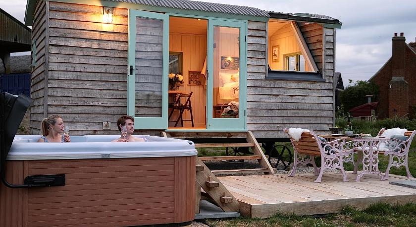 Luxury Retreat 30mins Taxi Ride From West London