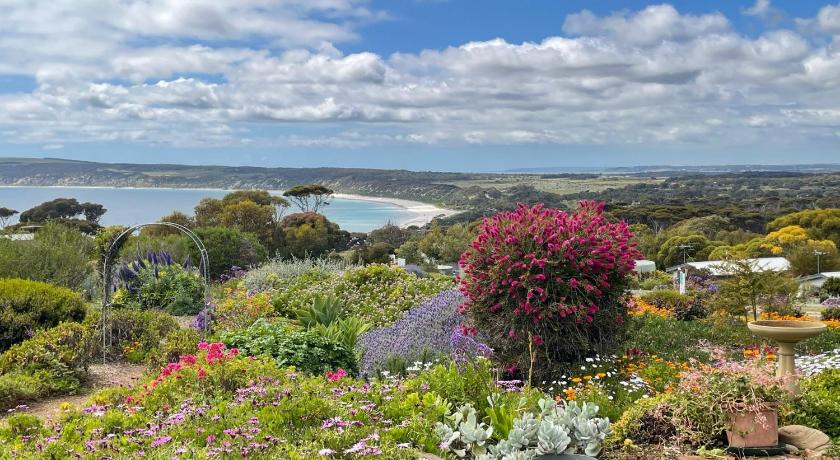 Emu Bay Holiday Homes