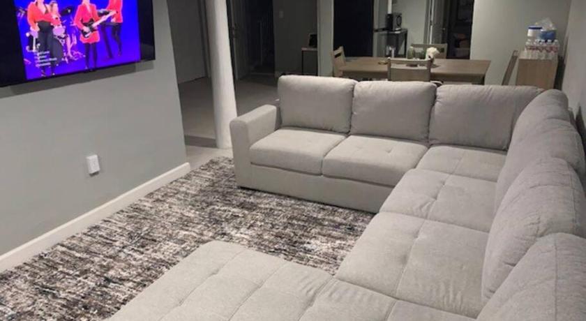 Stylish Basement Studio in Central El Paso - Very spacious