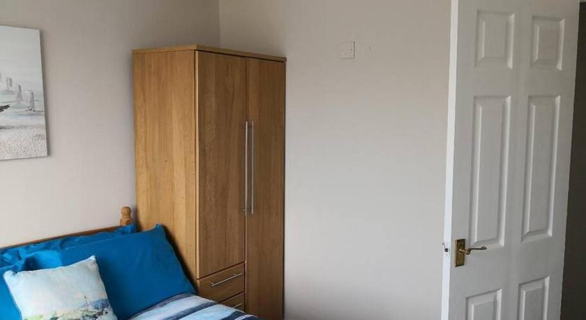 'Le Chalet II' free unlimited wifi 2 bed chalet House
