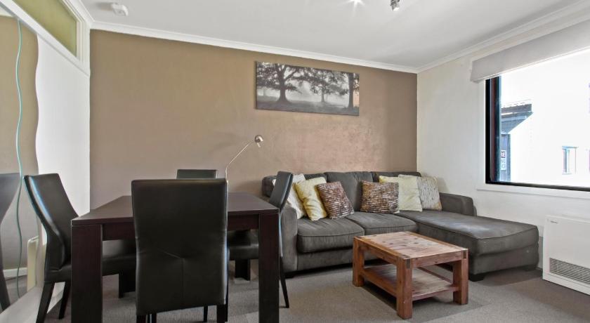 Lawlers 36B