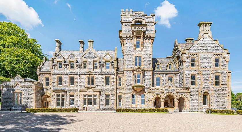 The Margaret Suite Stone Cross Mansion