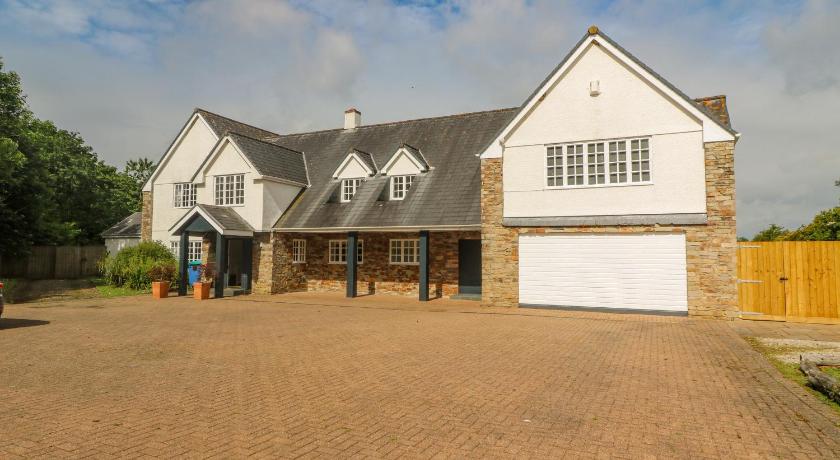 Bodmin Country House