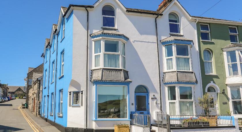 Gwynle - Criccieth
