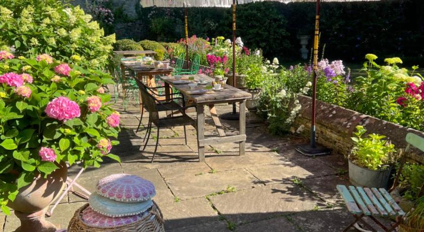 Pytts House Boutique Bed & Breakfast